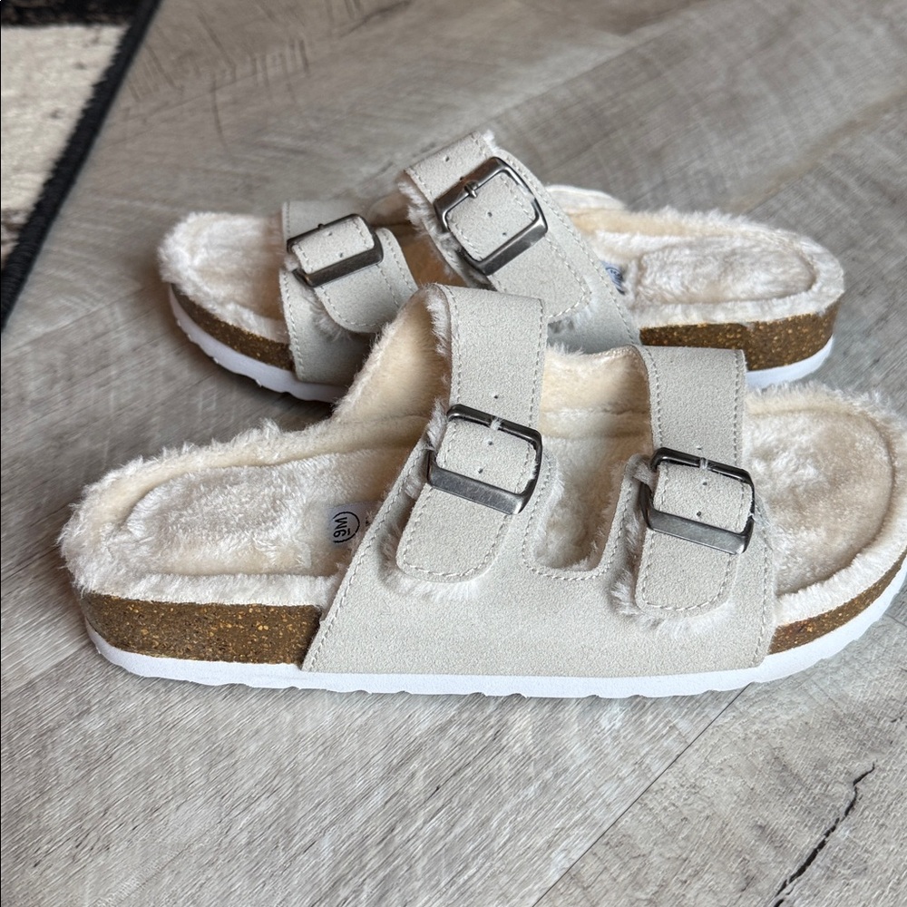 Women's Cream Buckle Sandals